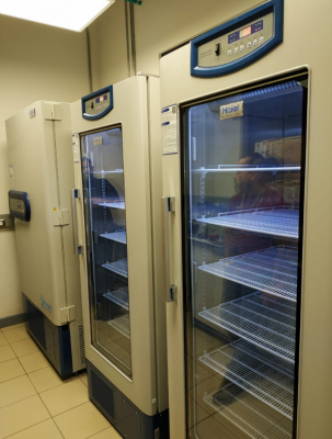 2 Tủ lạnh HYC-610 Haier